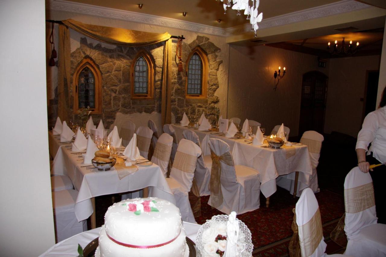 Ivy Tower Hotel كاستليبار المظهر الخارجي الصورة