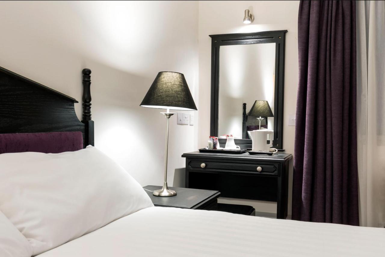 Ivy Tower Hotel كاستليبار المظهر الخارجي الصورة