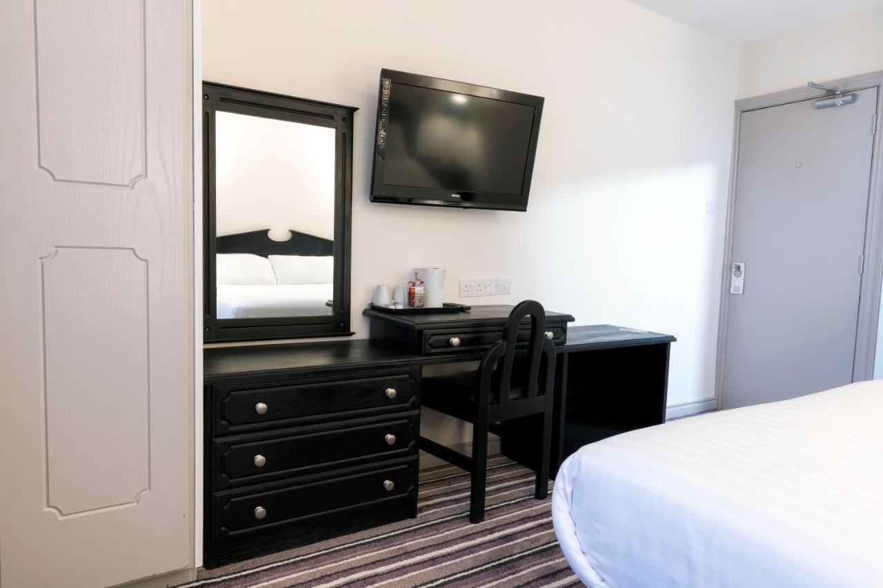 Ivy Tower Hotel كاستليبار المظهر الخارجي الصورة